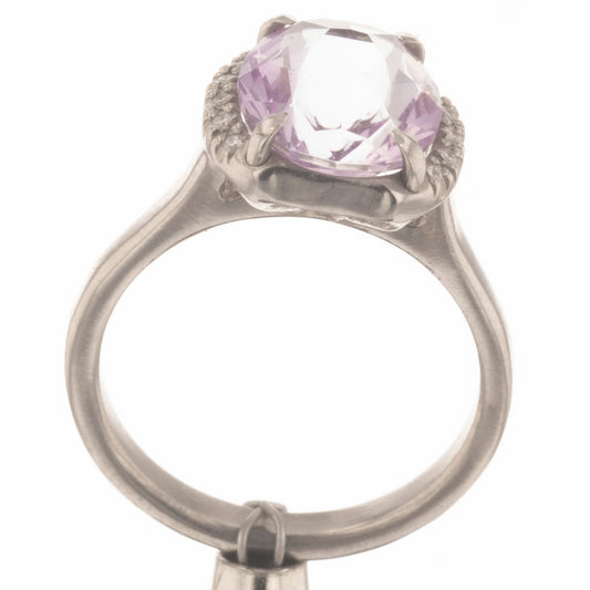 Amethyst and diamonds ring