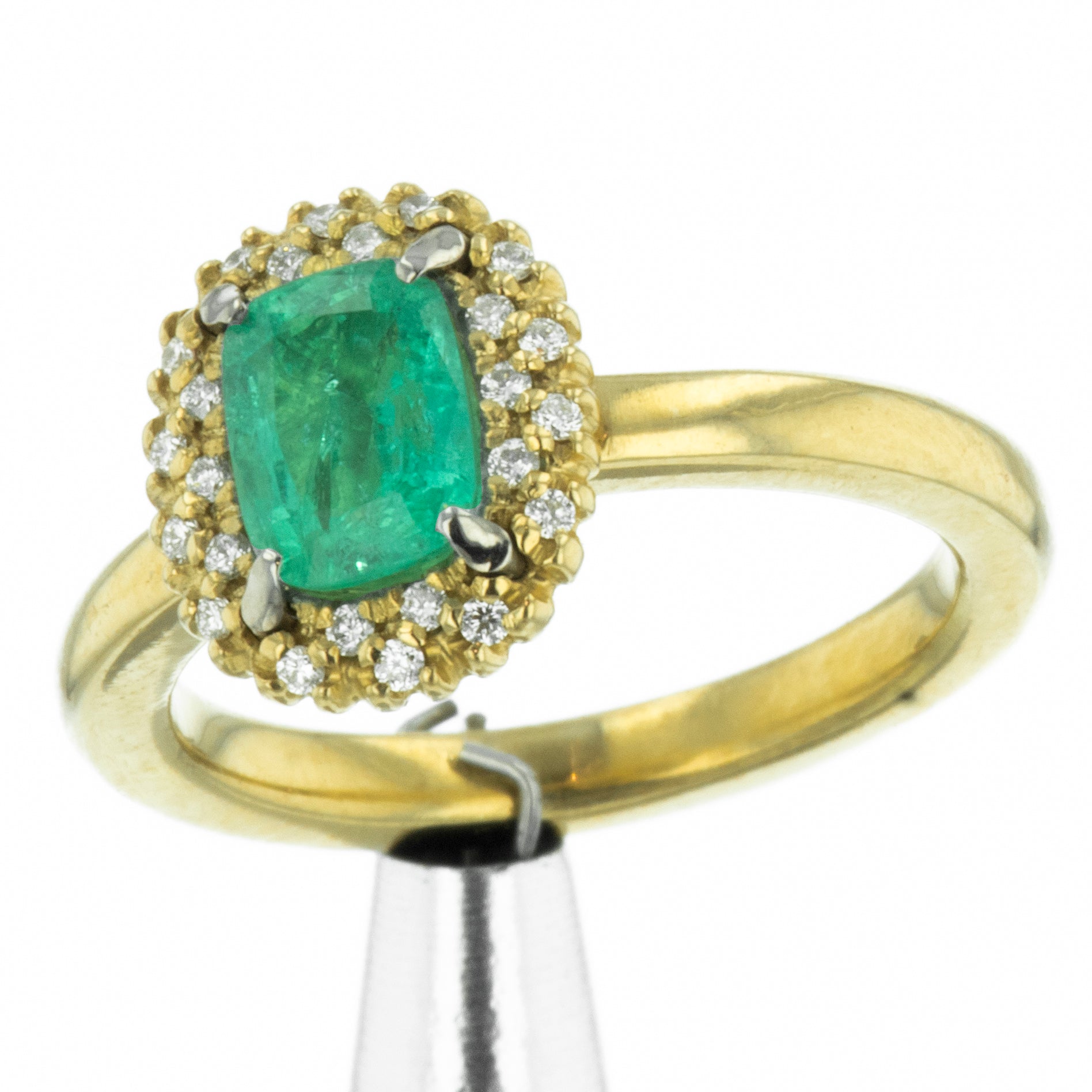 Emerald and diamond ring yellow gold