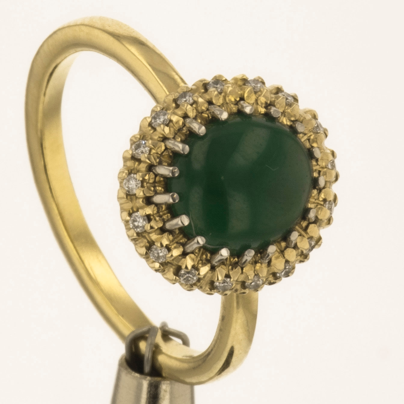 Jade and diamonds ring