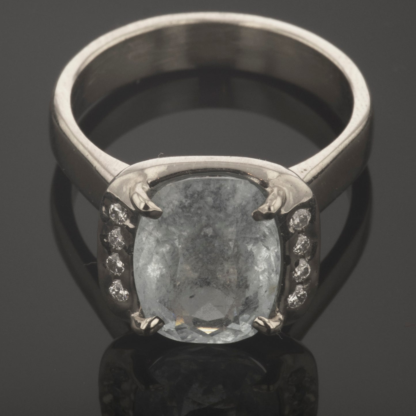 aquamarine diamond ring