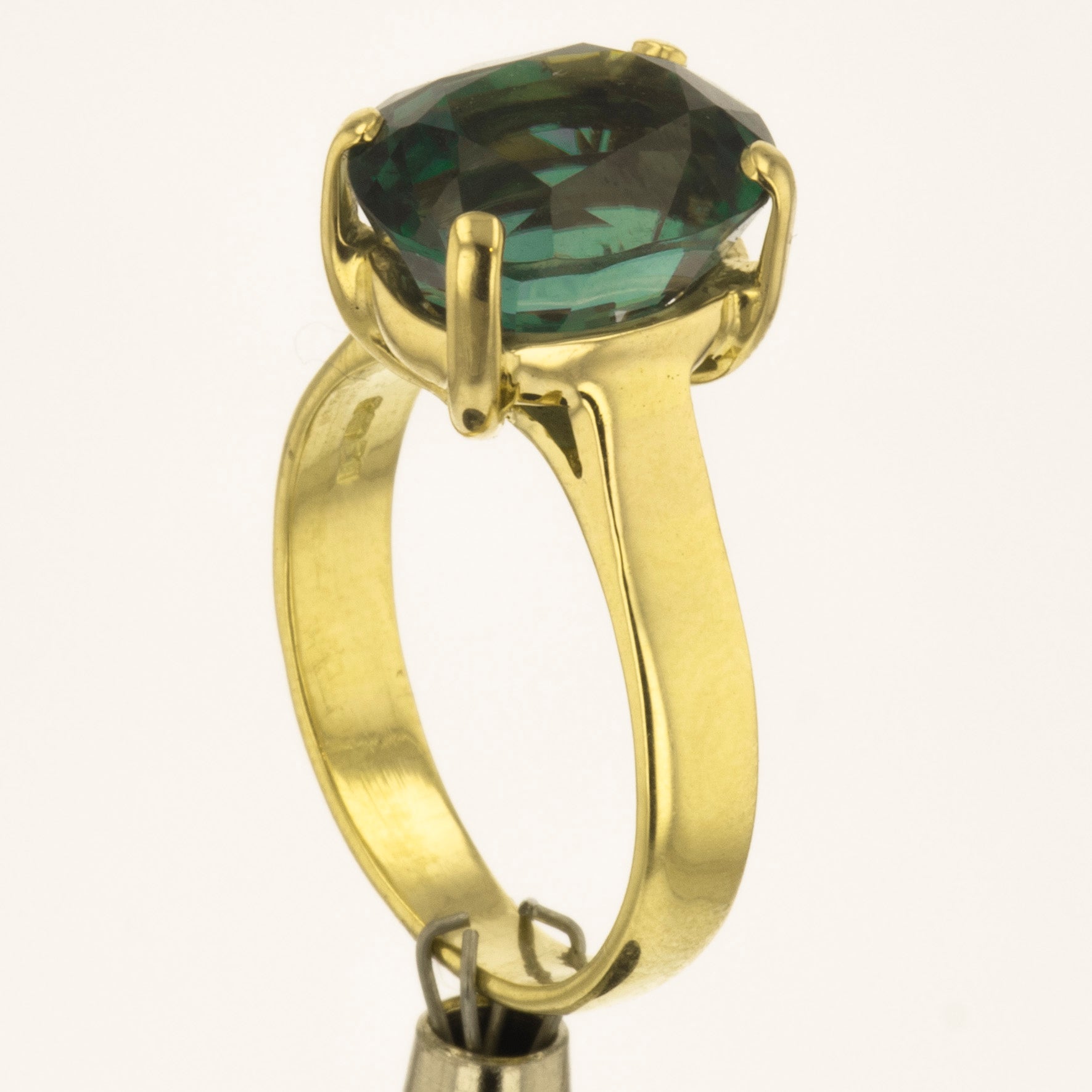 Green tourmaline ring