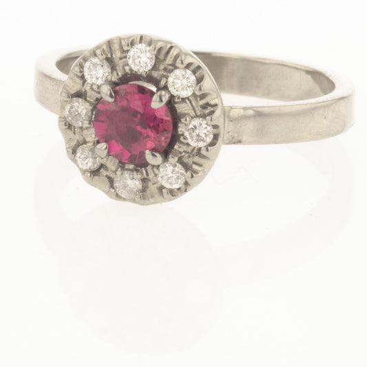 Pink sapphire and diamonds ring