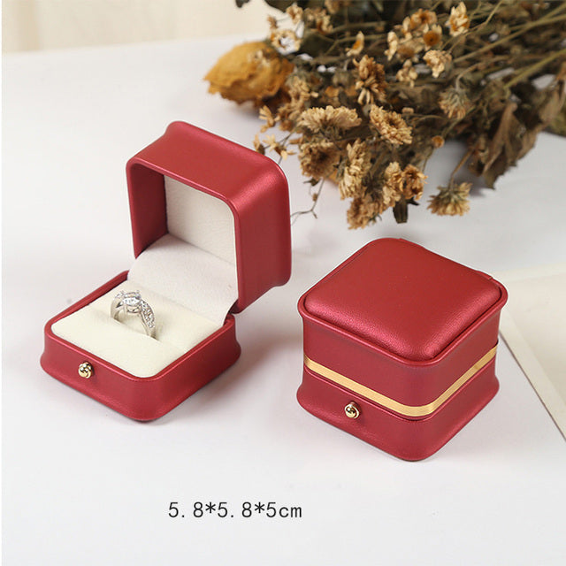 Engagement ring box