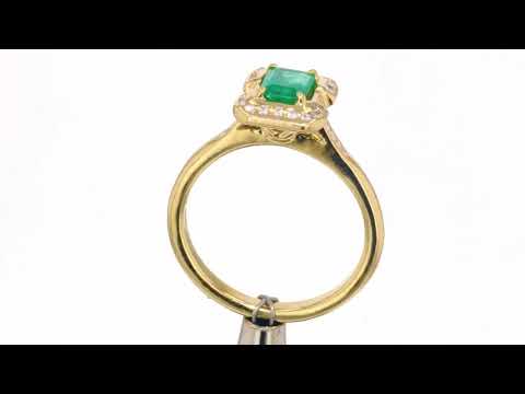 Diamond and emerald jewellery